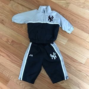 Infant Majestic Yankees Tracksuit, 3-6mo
